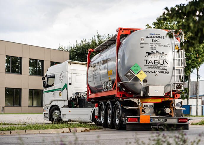 Transport odpadów pochodzenia zwierzęcego w tym tłuszcze, oleje rybne i inne